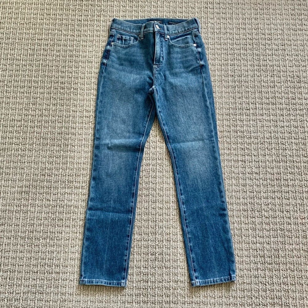 Banana Republic Women’s Premium Jeans Slim Straight-Cut - Size 26